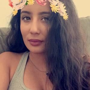 Meet your Posher, Carissa